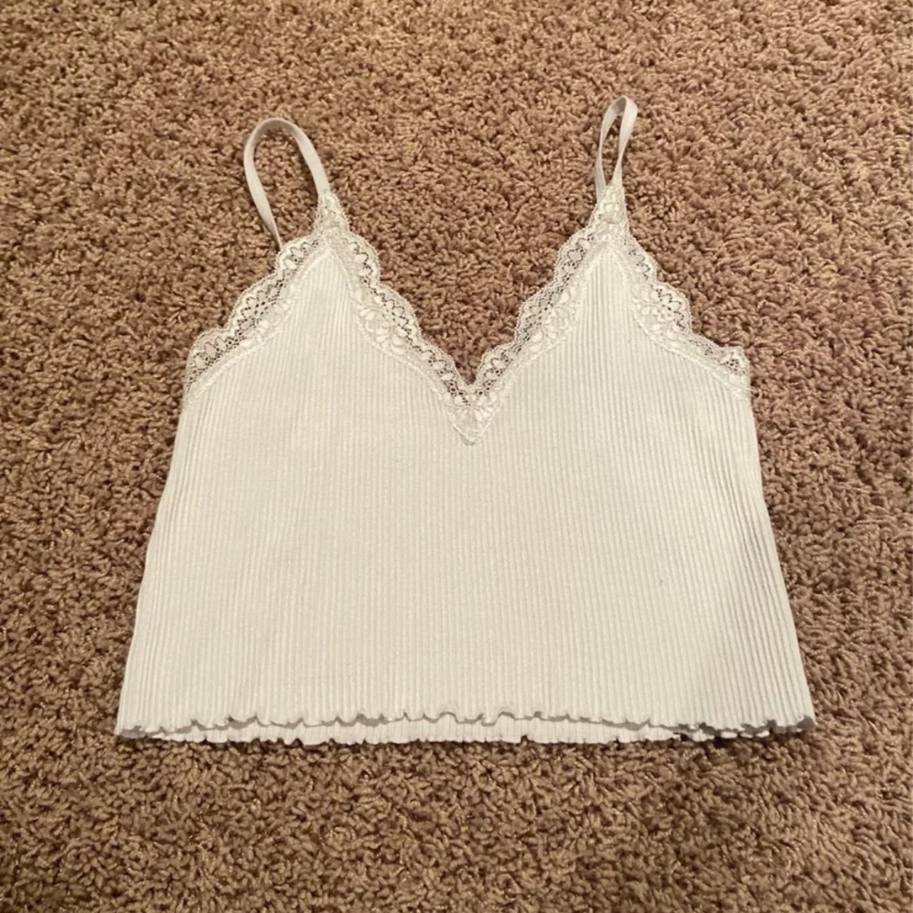 white cropped hoodie